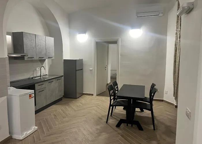 Munsi Vatican House Roma